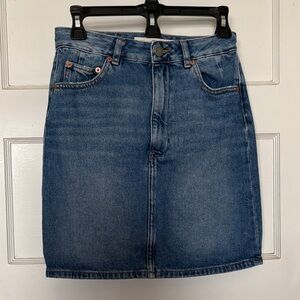 ASOS Classic Blue Denim Mini Skirt Size 4